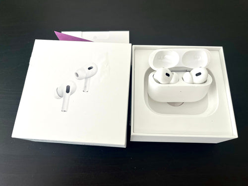 Apple AirPods Pro (2nd Generation) – USB-C Charging Case | Open Box
